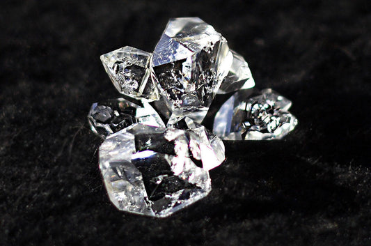 ✨ Diamond, Moissanite or Zircon: Which is right for you? Comparison guide for an informed choice ✨