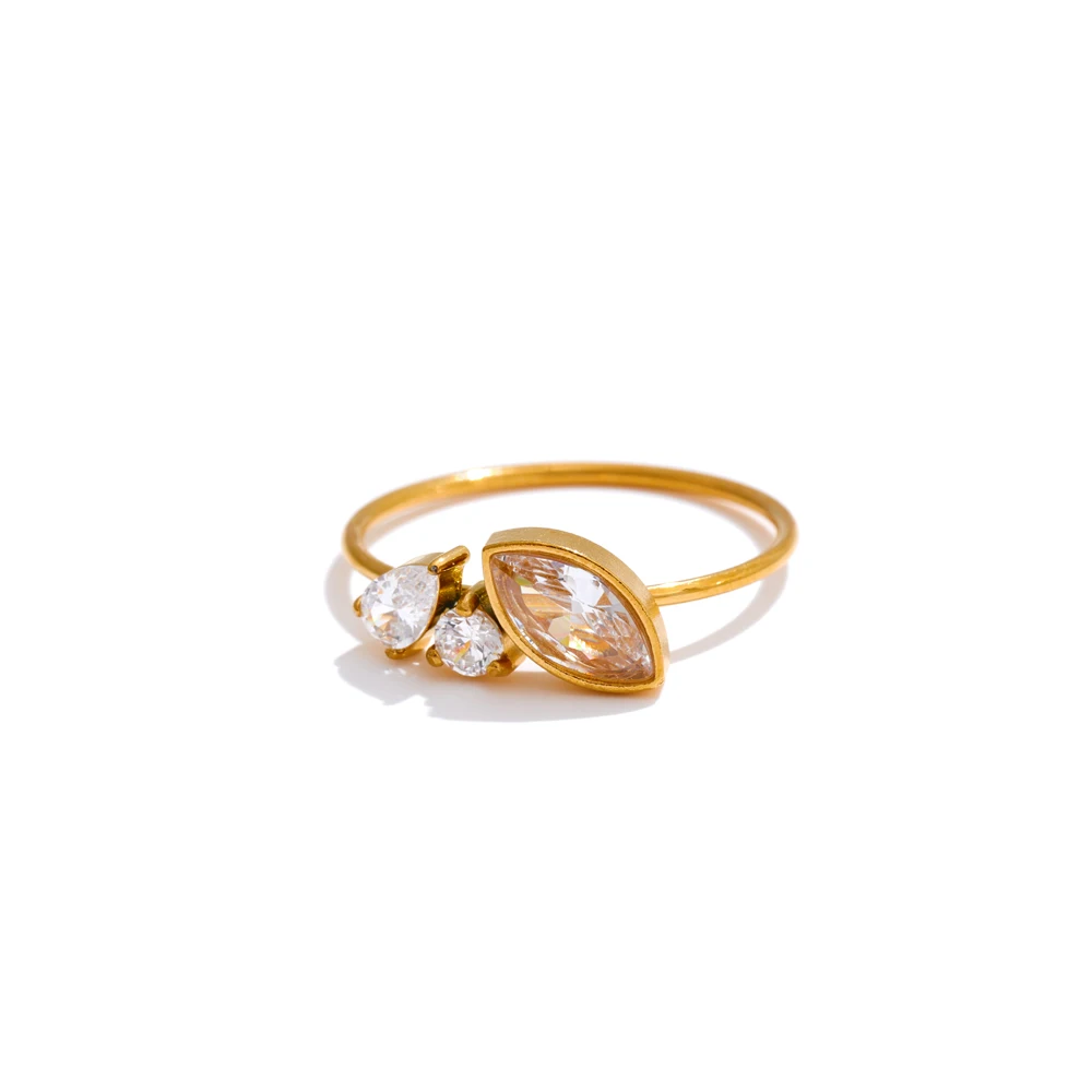 Solara Kiss Ring