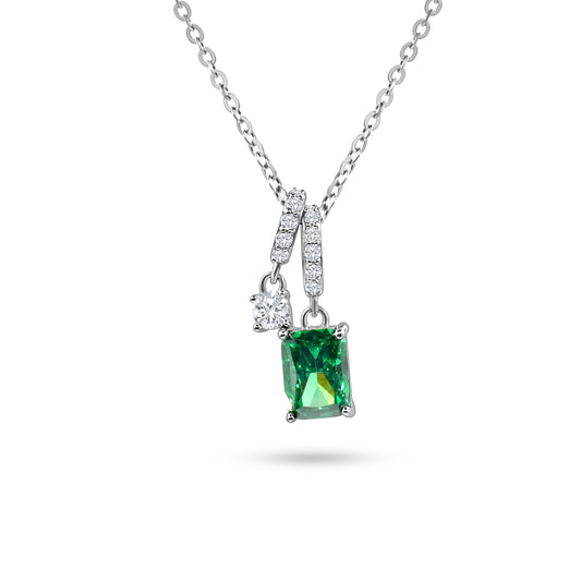 Collier précieux à lueur verte