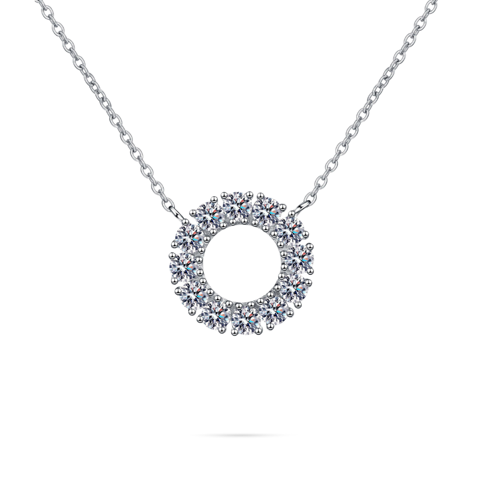 Light Echo Moissanite Necklace