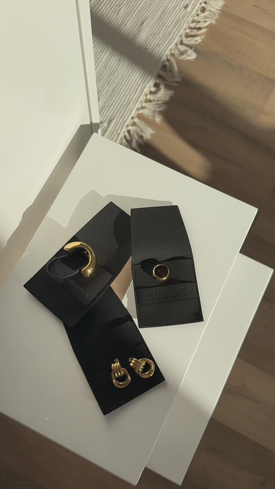 Deluxe Ring